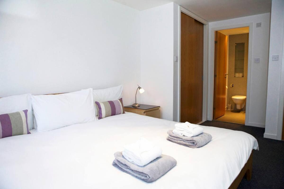 Joivy Inviting Flat With Parking In Canonmills Эдинбург Экстерьер фото